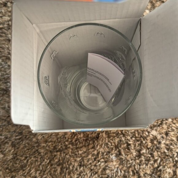 McDonalds COLLECTORS CUP 2024 Barbie X Hot Wheel’s CANADA-GLASS - Picture 7 of 9